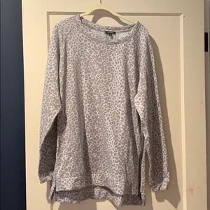 Stella & Dot zip leopard cheetah sweatshirt